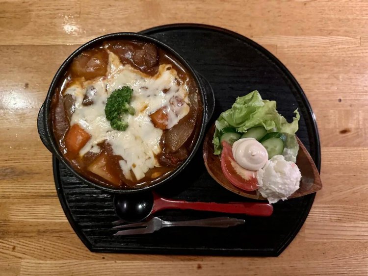 ビーフシチュードリア。