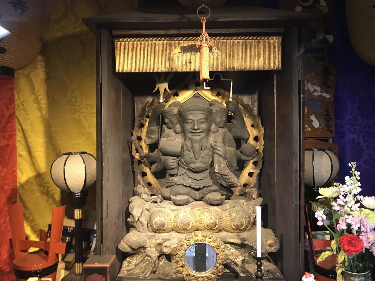 まさに異形！ 3つの顔を持つ大黒天！