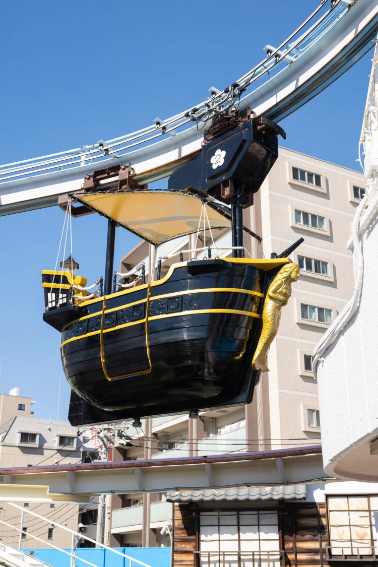 1台だけの黒船に乗れたらラッキー。