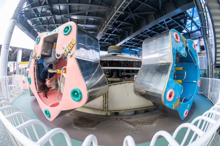 「さかさまだ！！」