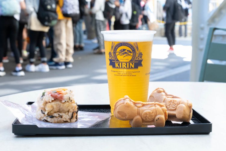 花むすび（チキンと梅）360円やパンダカー焼き1個100円も！