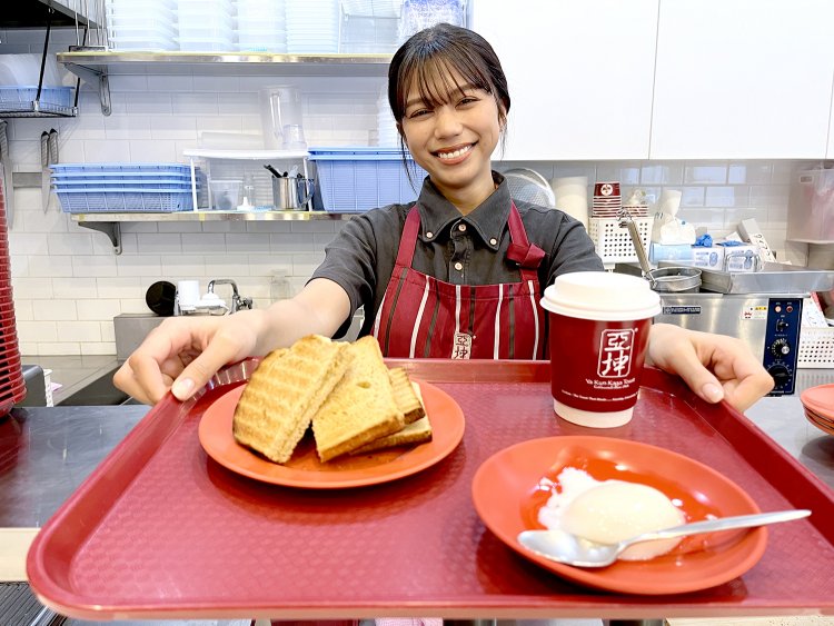 この日、調理をしてくれたカワノさんができたてを渡してくれた。