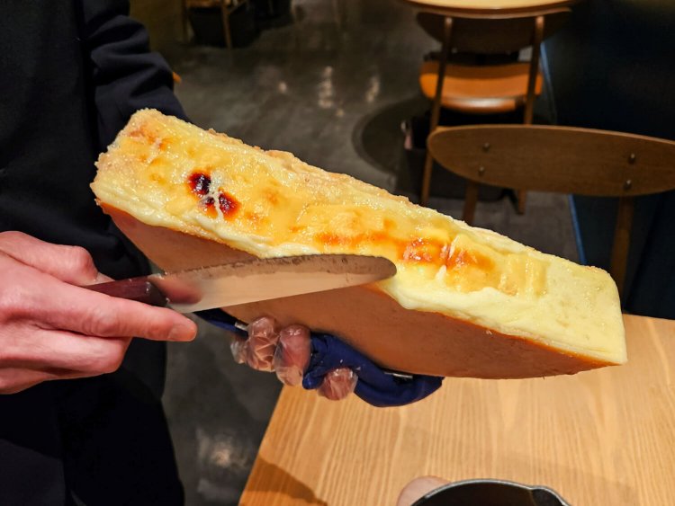 CHEESE KITCHEN RACLER2