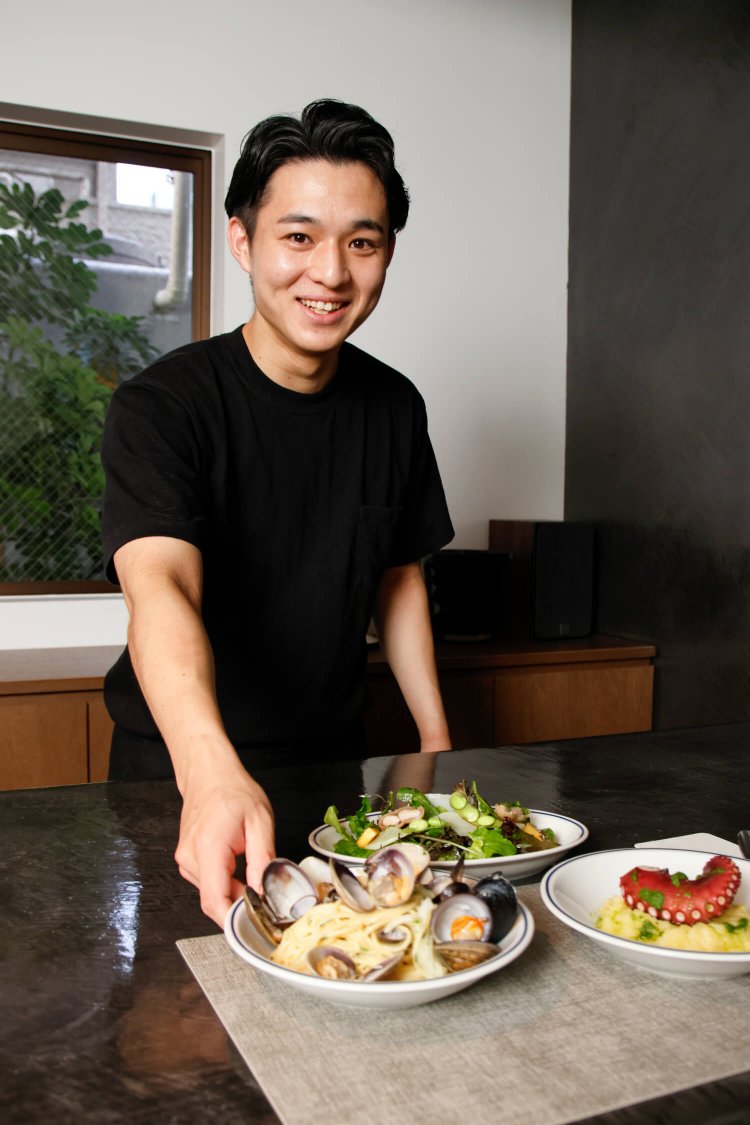 シェフの久保雄之介さん。