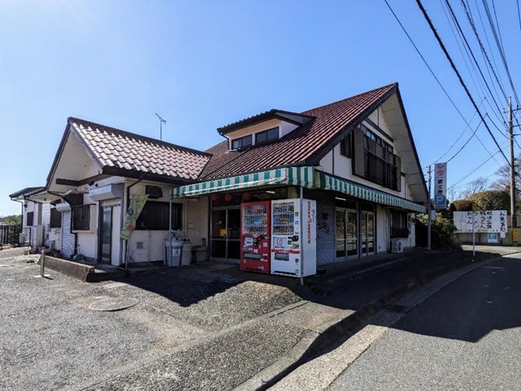 食堂『富士屋』。