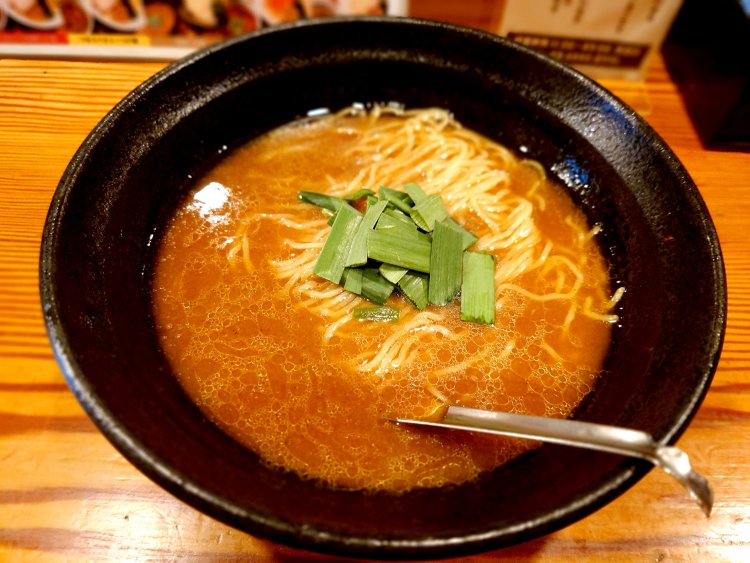 らぁ麺屋 つなぎ（らぁめんや つなぎ）
