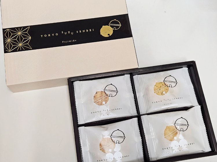 東京駅限定 東京鈴せんべい 14袋入1150円。