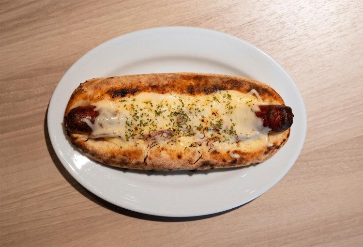 チーズドッグ890円。