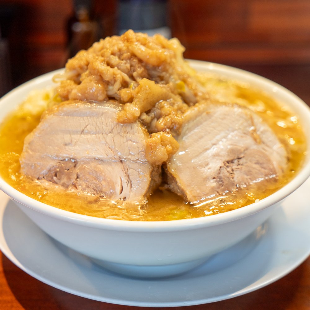 「ニンニク入れますか？」国分寺の二郎系ラーメン『豚NOVA』は初心者歓迎。コールのやさしい説明も！