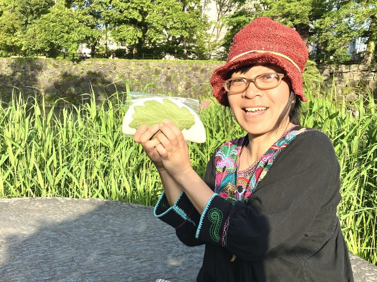 私の顔が隠れてしまいそうな大きさ！