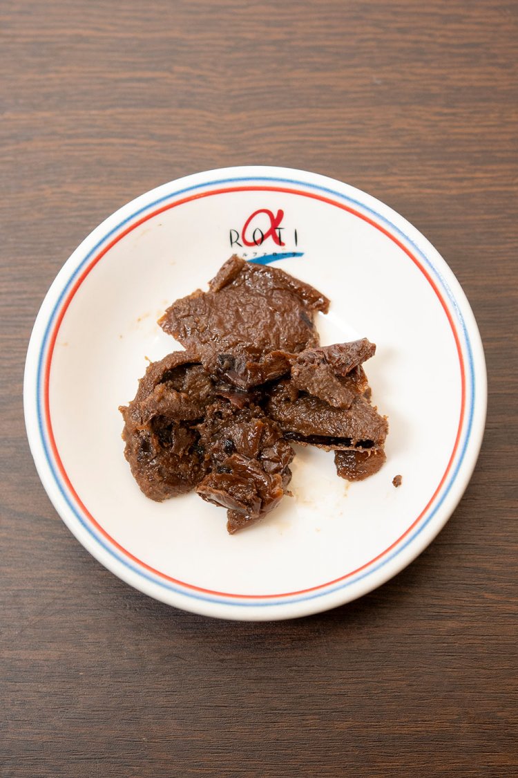 モン料理のキモ、発酵マリアンプラム。