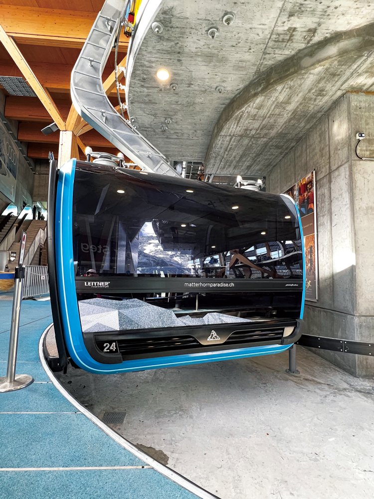 2023年に開業したばかりのロープウェイ「マッターホルン・グレッシャーライドⅡ」。