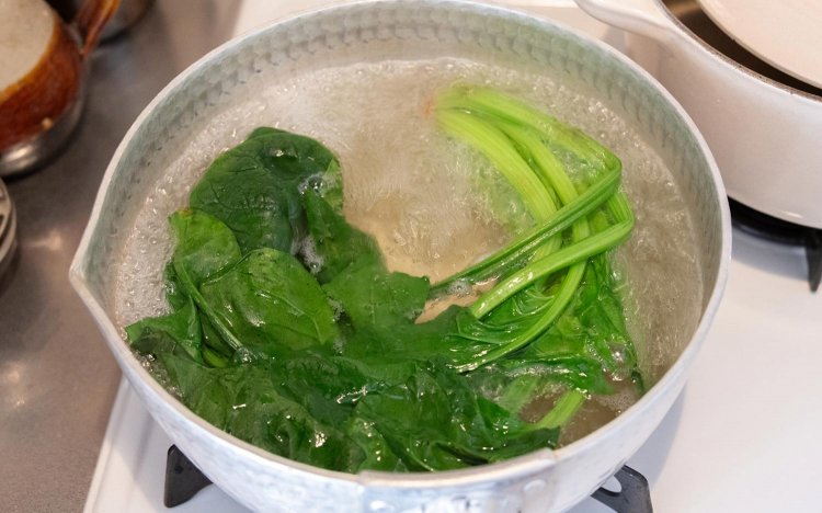 【東京おでんだね】おでんのほうれん草の調理方法