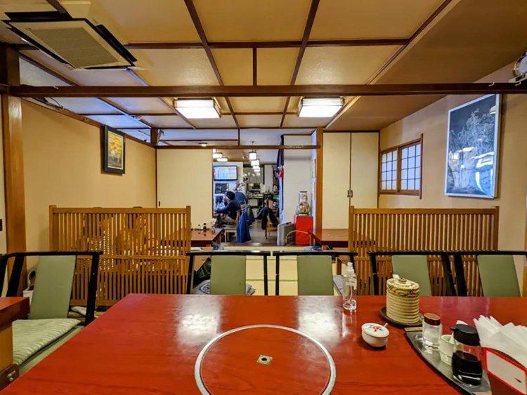 【酒場ナビ】自由が丘デパート「味の一番」