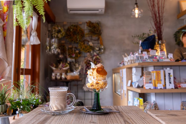 調布・仙川・芦花公園のカフェ5選。街中でスイートな非日常にときめく