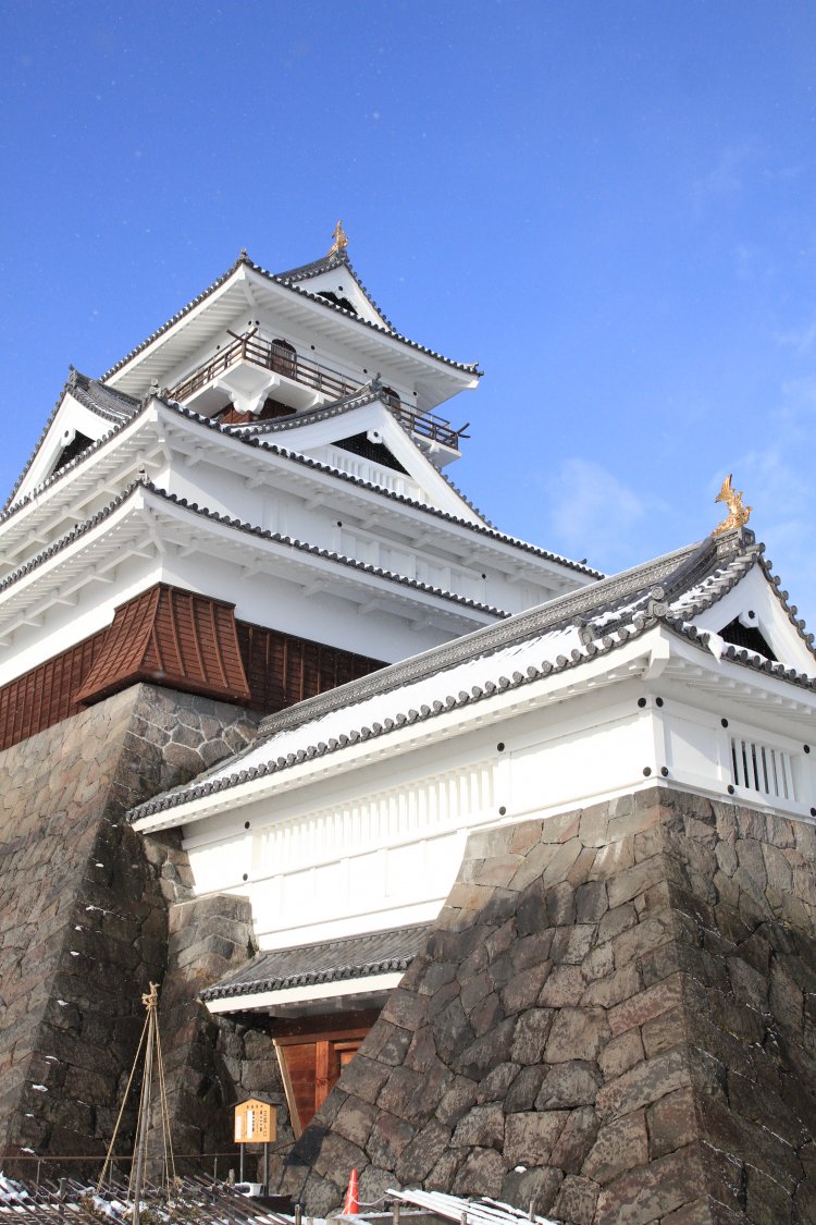 郷土資料館として蘇った『上山城天守閣』。