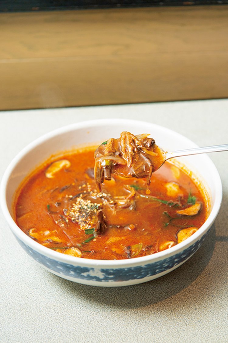 コサリスープ1000円も済州島の味。おすすめの一品。