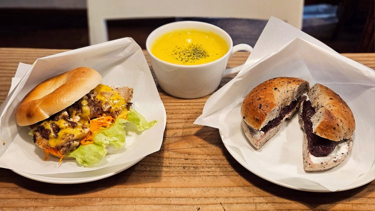 HIGU BAGEL & CAFE（ヒグ ベーグル アンド カフェ）