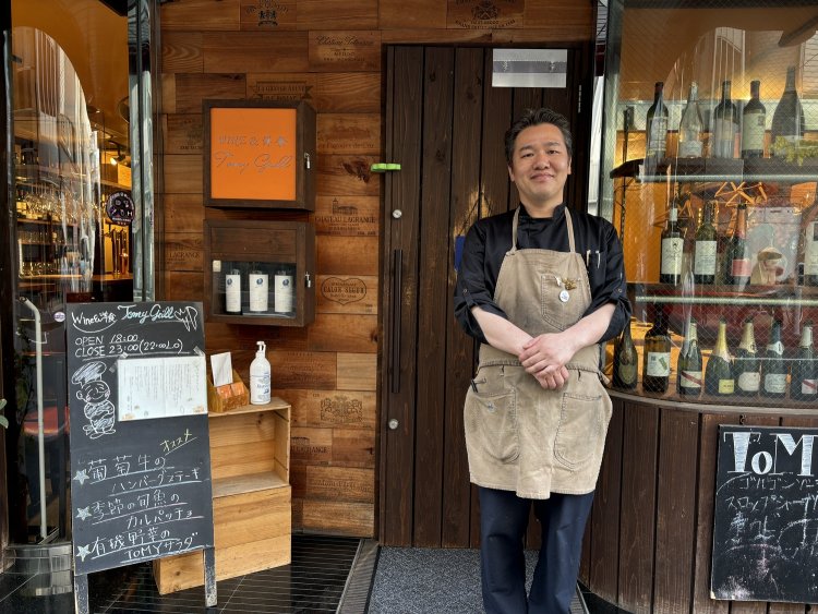 創業100周年を目指しているという、店主・中富さん。