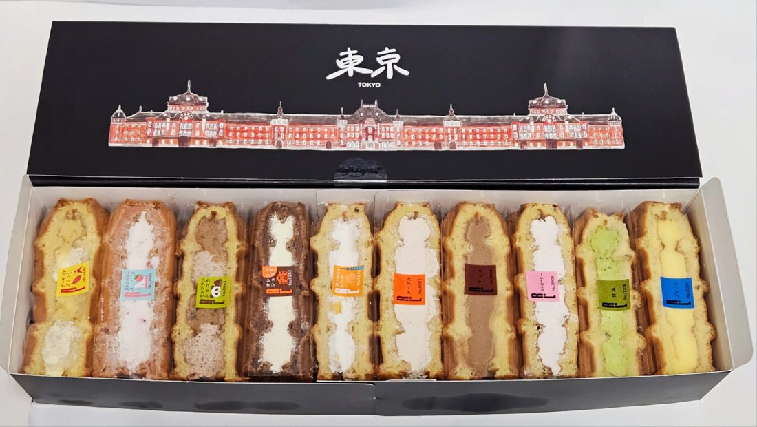 【東京駅改札内】ふわふわもサクサクも！ カラフルなワッフルが魅力の『R.L waffle cake』～黒猫スイーツ散歩 手土産編～