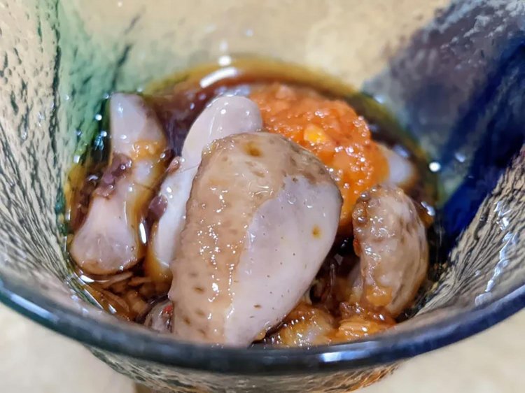 お通しが寿司、点数無視の刺身盛り！入りづらいからこそ、その先に待つ極上酒場／三鷹「むさしの弁慶」