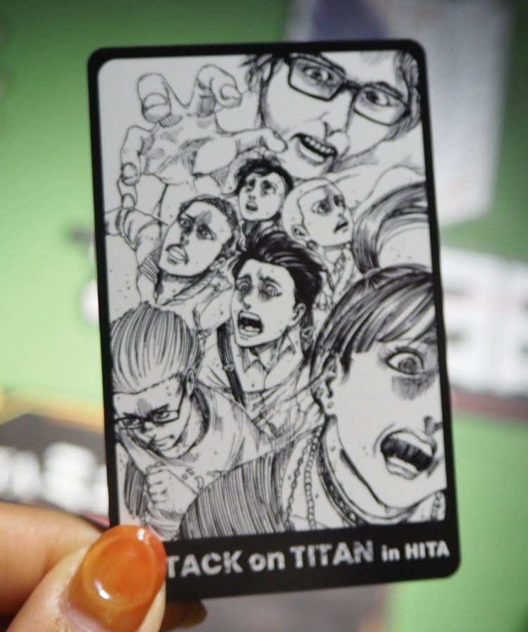 ミュージアム限定、描き下ろしの記念カードをゲット。©諫山創／講談社