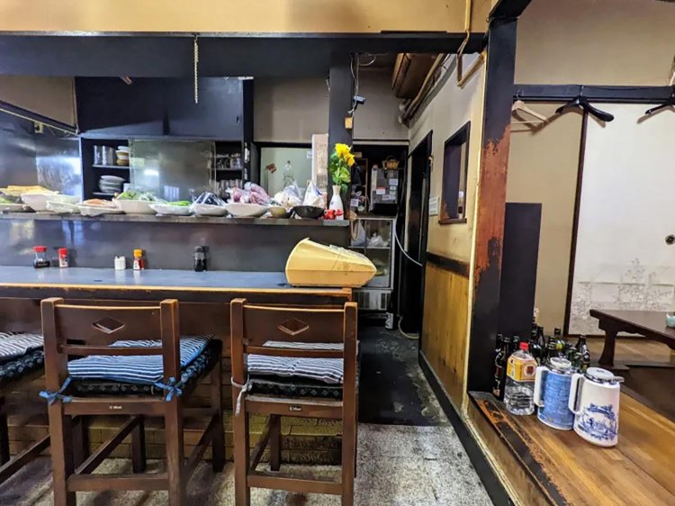 【酒場ナビ】花小金井の「虎居」