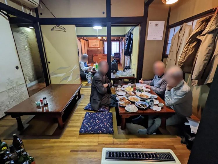 【酒場ナビ】花小金井の「虎居」