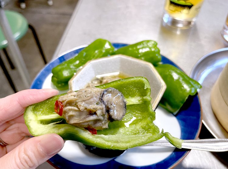 みずみずしいピーマンに牡蠣の旨味が合う！