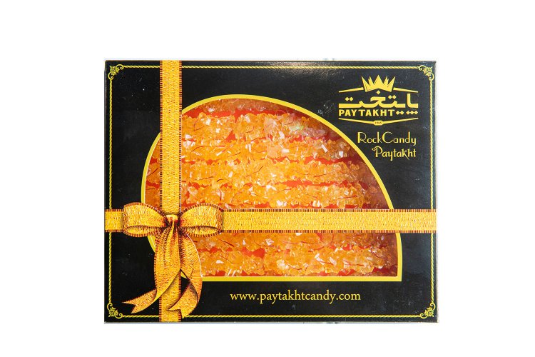 サフラン入りの砂糖ナバットは紅茶に入れてみて。