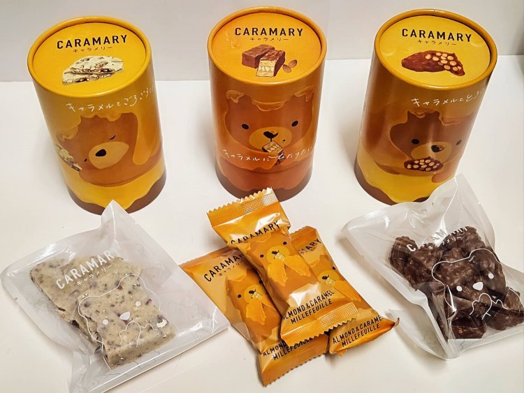 （左から）CARAMARY ごろごろペカンナッツとキャラメルのチョコレート、アーモンドとキャラメルのサクサクミルフィーユ、カリカリナッツと塩キャラメルのチョコレート 各756円。