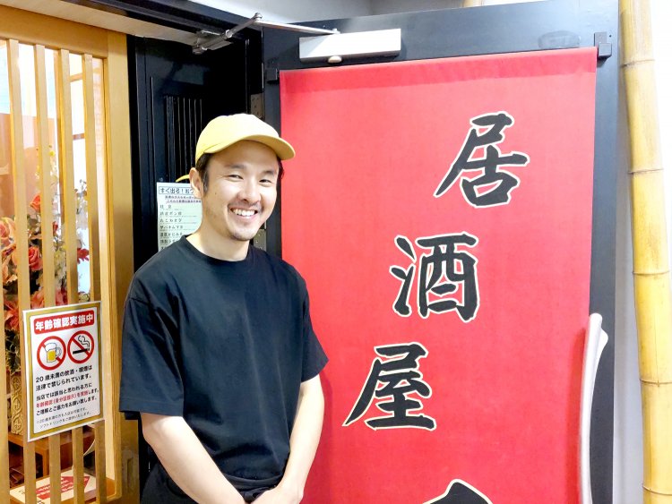 こちらは店長の鐘ヶ江さん。気さくな人柄でお客さんからもスタッフからも愛されている。