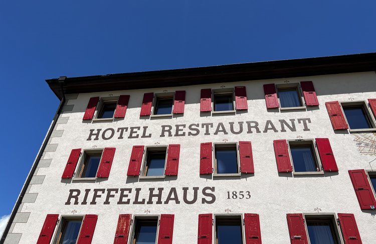 リッフェルベルグ駅からすぐの『ホテル リッフェルハウス 1853』。