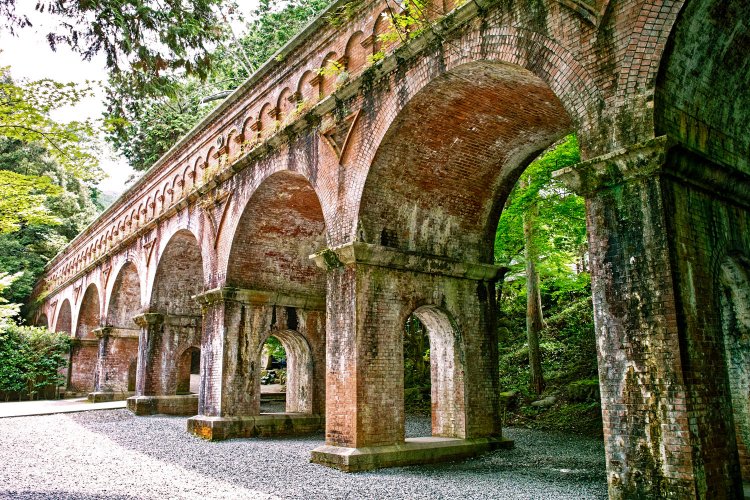 【京都散歩コース】平安神宮・南禅寺・永観堂をめぐる～平安京の雅と古刹に残る水路橋の異空間を楽しむ