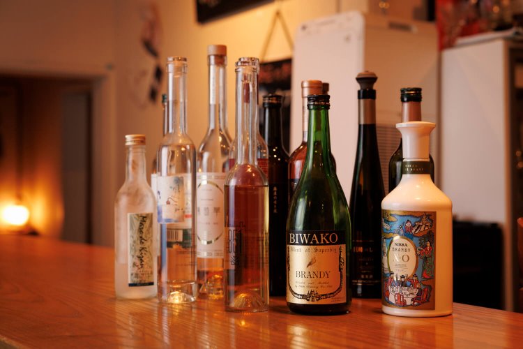 国産の食後酒も豊富。