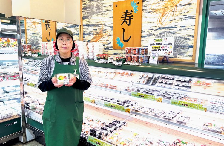 「すべての寿司飯には、 香り高い海部（かいふ）郡のユズ果汁を使います！」