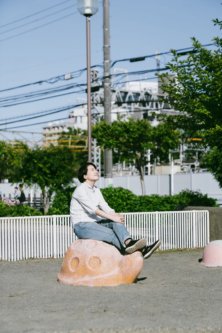 浦島公園の砂場にある亀の遊具は、子供に大人気。空くまで10分ほど待った。