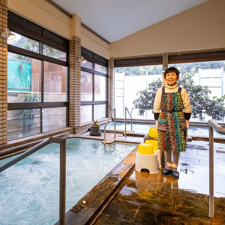 宿を切り盛りする代表の近藤初世さん。