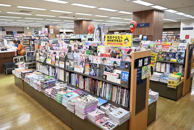 「石神井公園区民交流センター」1階に位置。