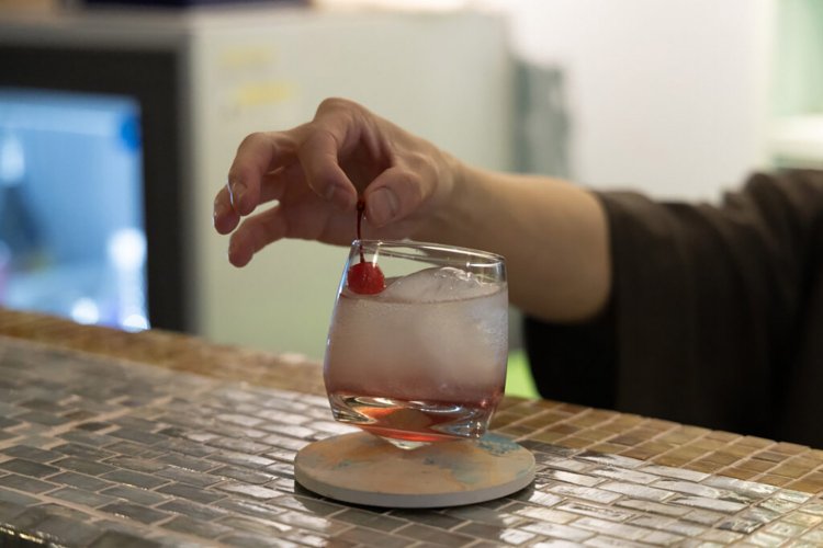 【荒川102】旅行気分のダイニングバー