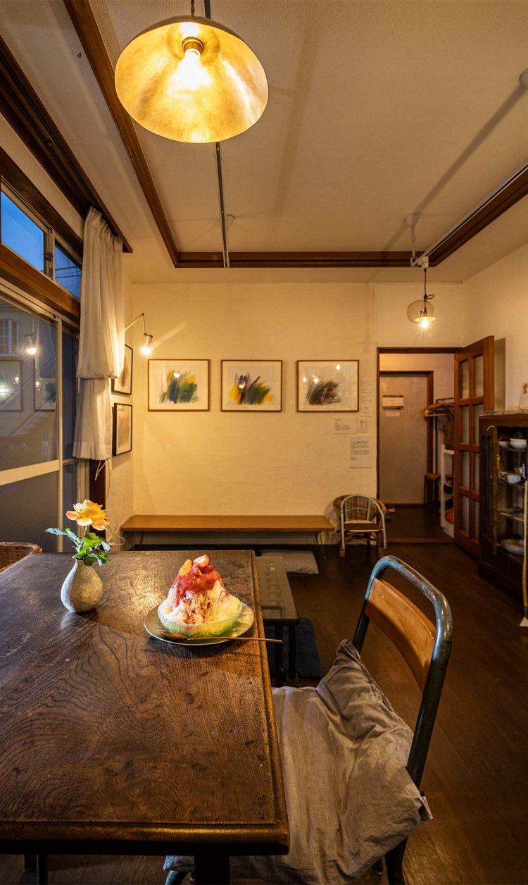 家の1階がカフェスペースに。