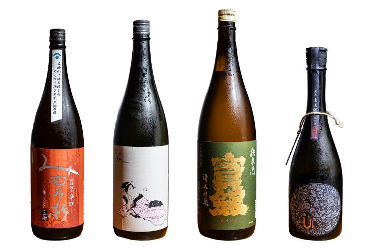 季節のお酒が8種ほど揃う。半合600円～。