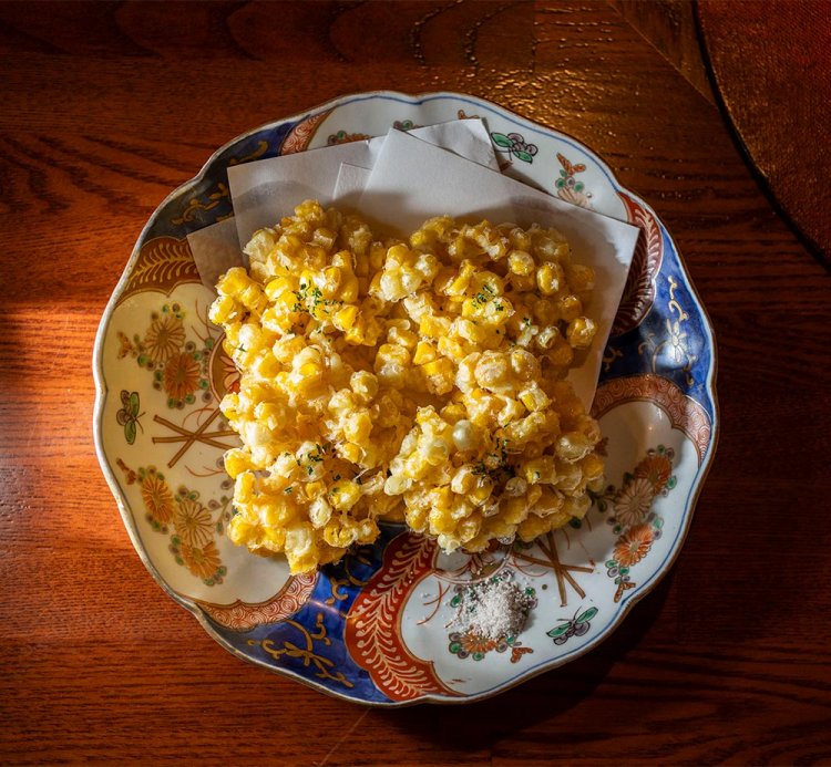 とうもろこしの天ぷら990円。