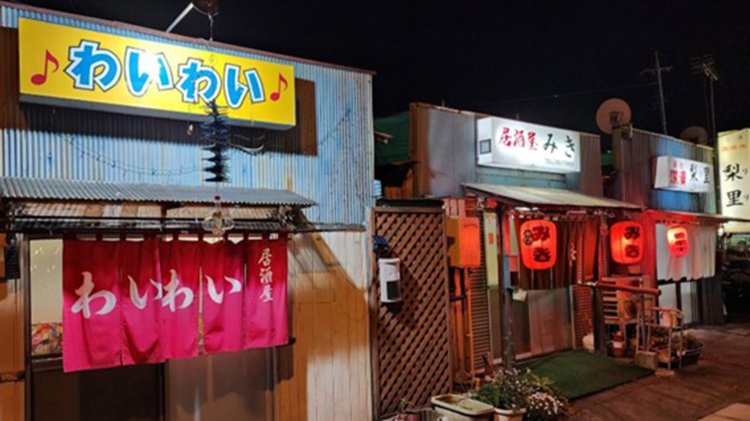 日が落ちるとさらに引き込まれる雰囲気。