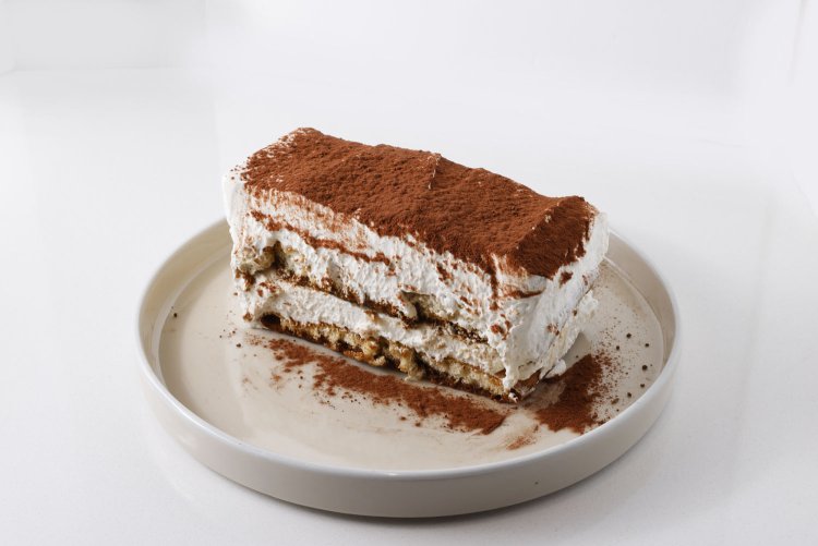 ソイティラミス 600円。マスカルポーネチーズなどの乳製品は不使用。クリーミーな豆乳の魅力を最大限楽しめる。