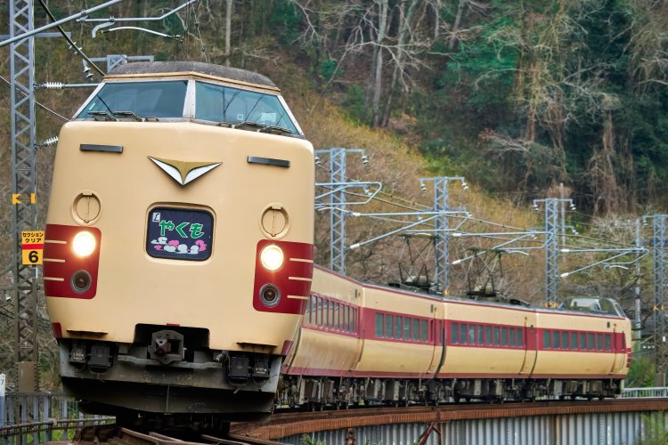 ラストランの前に！”胸熱”な国鉄型車両の特急「やくも」に乗ってきた
