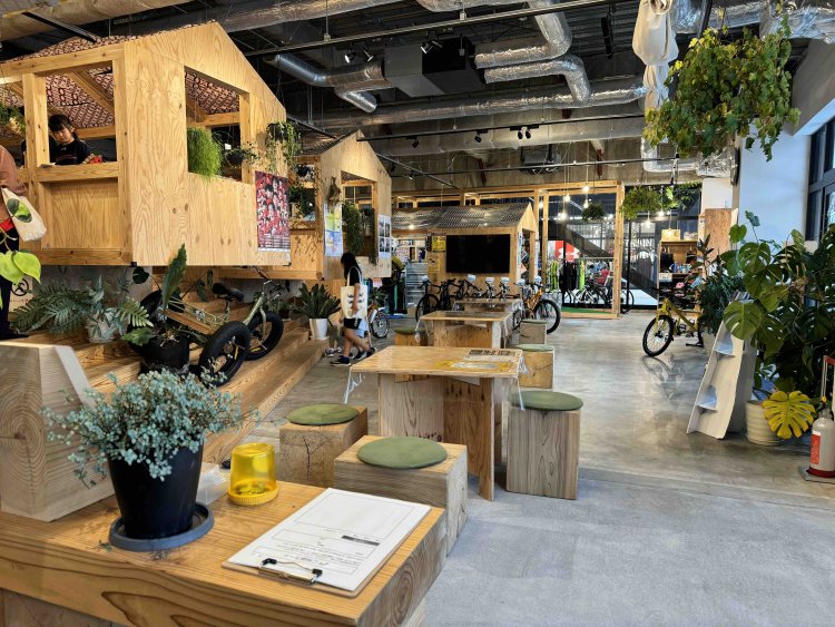 『ノレル？』の様子。読書スペースなども充実。