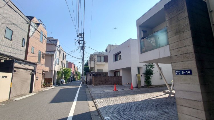 現在の南青山7丁目（旧渋谷町緑岡の一角）。当時は寂しい田舎町だった。