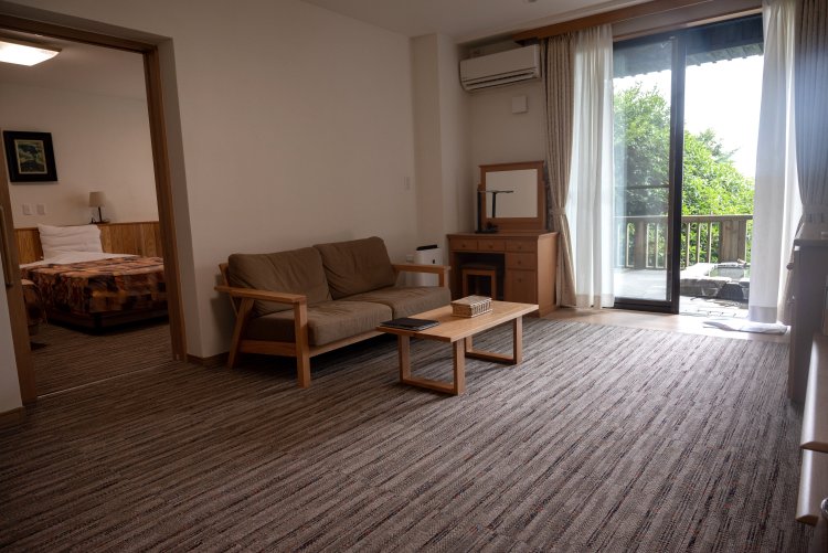 2階には露天風呂付き客室もある。