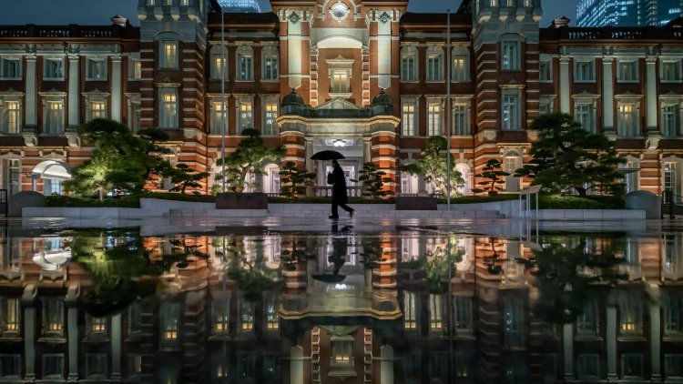写真提供/一般社団法人千代田区観光協会　東京大回廊写真コンテスト入選作品「Tokyo reflection」 鈴木 教大